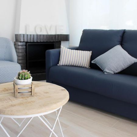 Villa La Costa - 3 Apartamentos Turisticos Ρόζες Εξωτερικό φωτογραφία